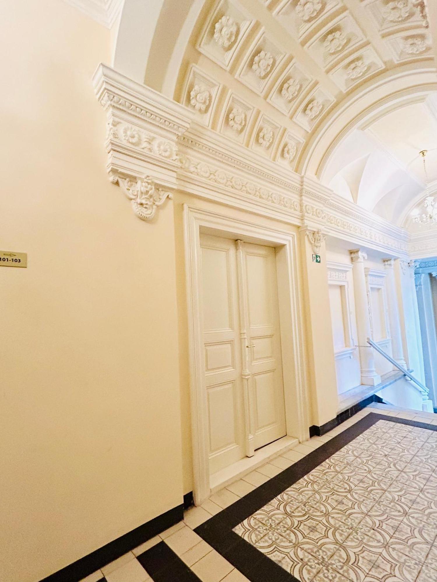 New Design & Style Apartments 50M From Wenceslas Square Prag Eksteriør billede